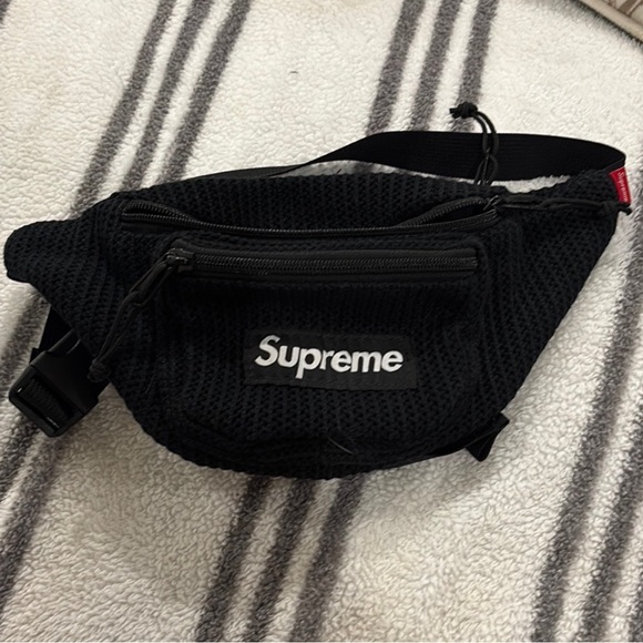 Supreme fanny pack